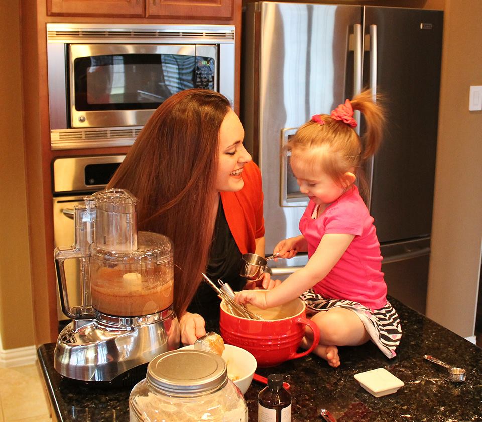 Baking with her daughter, Olivia